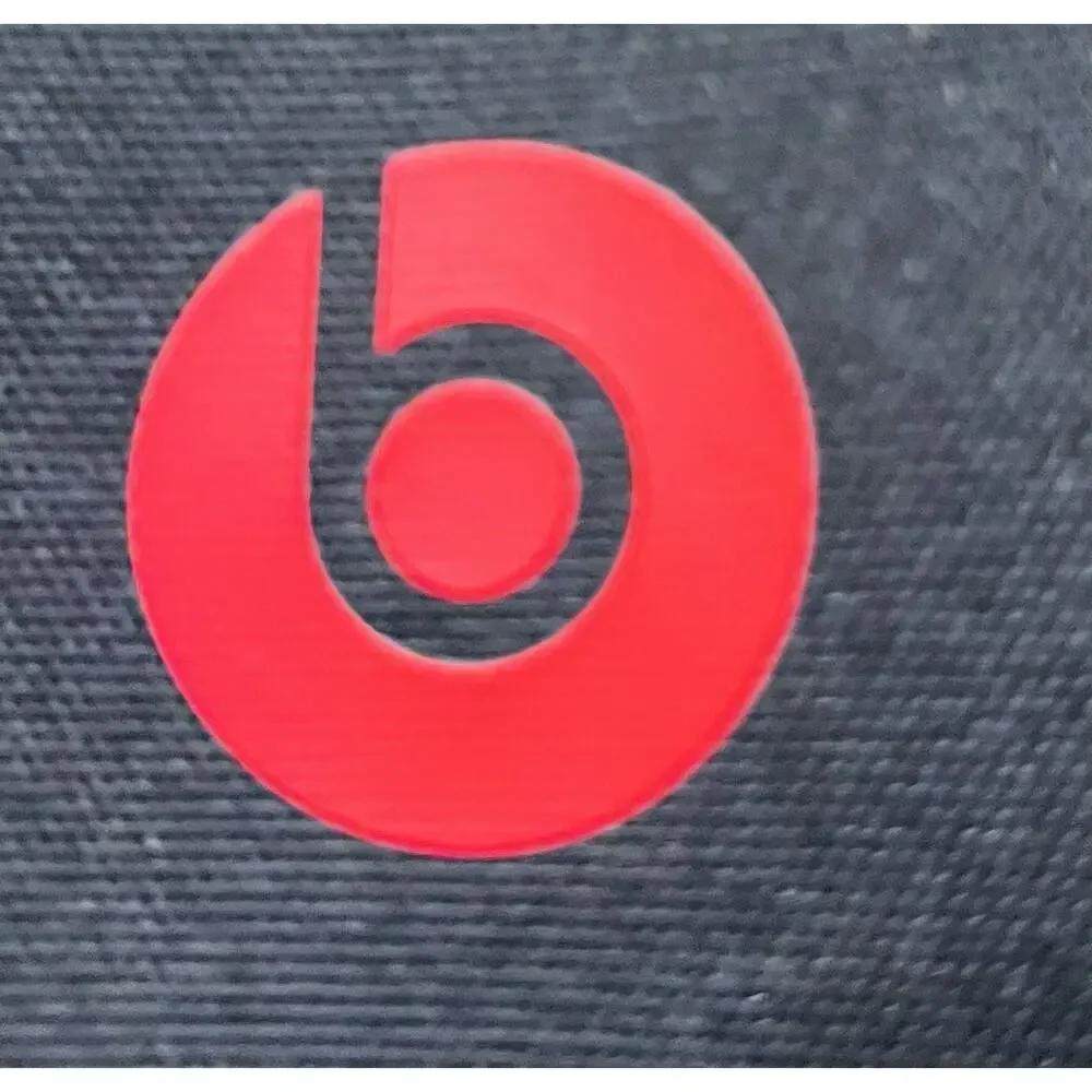 Beats by Dre Solo Headphone Soft Carrying Neoprene Case Black/Red Travel - Used